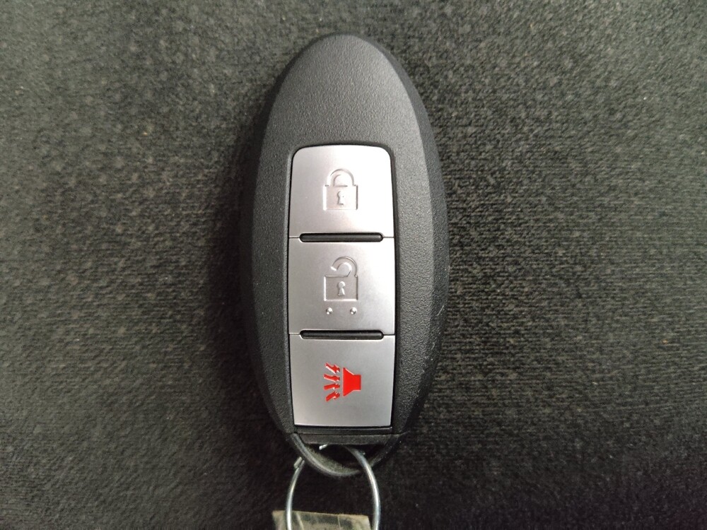 2018 Nissan Murano in Des Moines, IA 50310 - 18108659 32