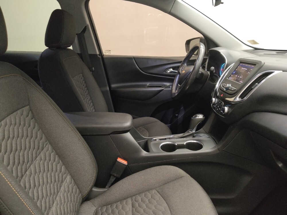 2020 Chevrolet Equinox in Midlothian, IL 60445 - 18108660 21