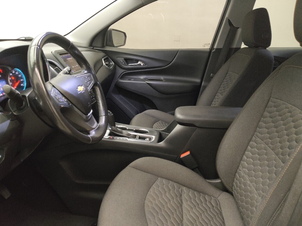 2020 Chevrolet Equinox in Midlothian, IL 60445 - 18108660 17