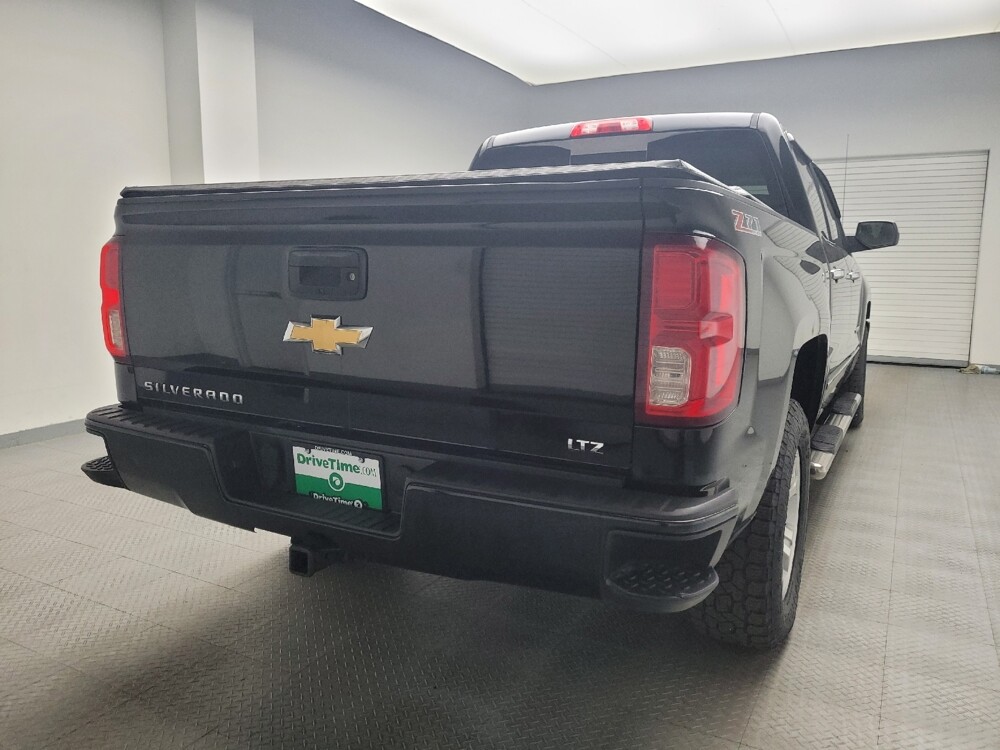 2017 Chevrolet Silverado 1500 in Eastpointe, MI 48021 - 18108666 7