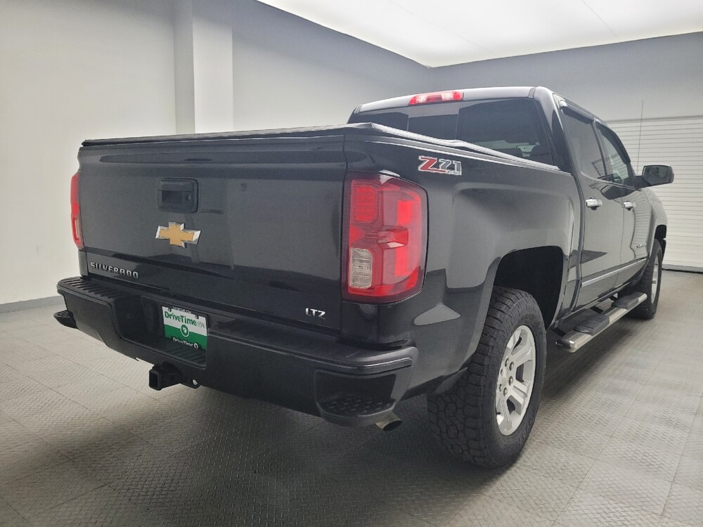 2017 Chevrolet Silverado 1500 in Eastpointe, MI 48021 - 18108666 9