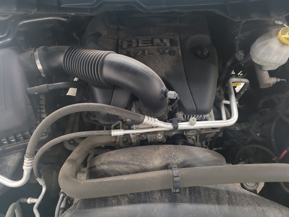 2019 RAM 1500 in Eastpointe, MI 48021 - 18108677 30