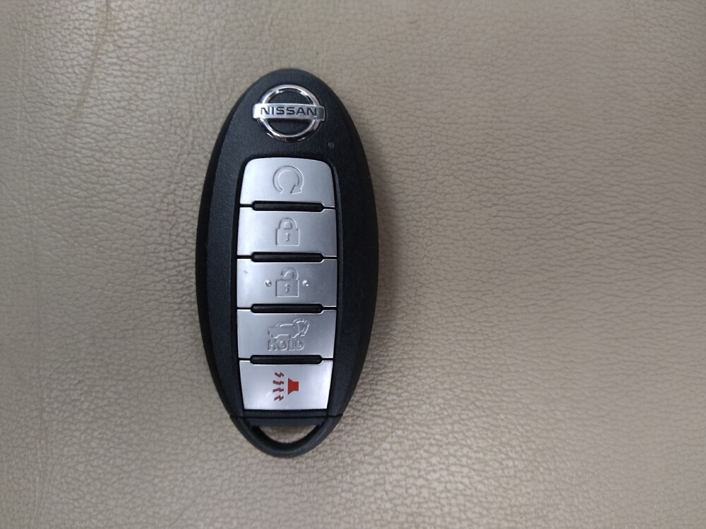 2020 Nissan Pathfinder in St. Louis, MO 63125 - 18108685 32