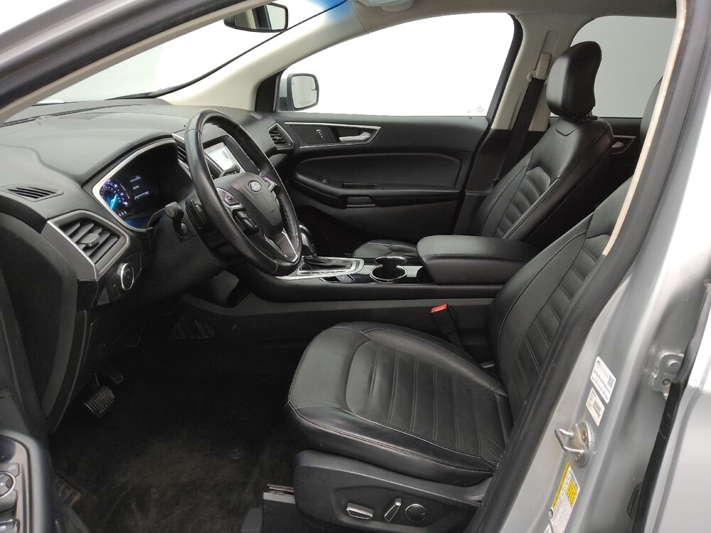 2018 Ford Edge in St. Louis, MO 63136 - 18108689 17