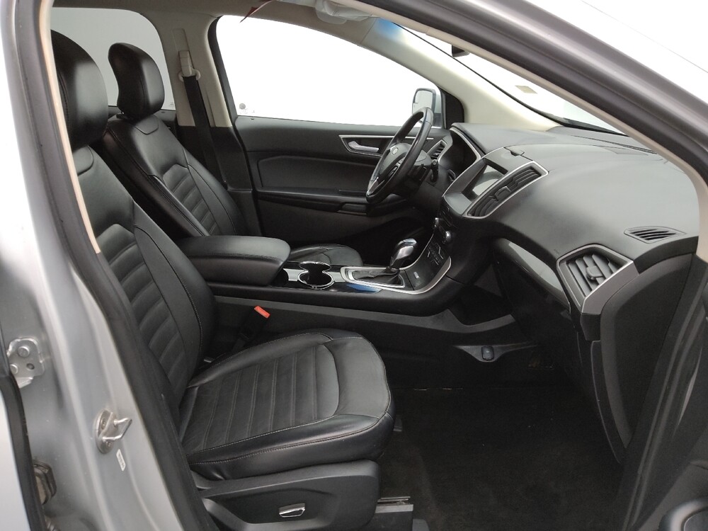 2018 Ford Edge in St. Louis, MO 63136 - 18108689 21