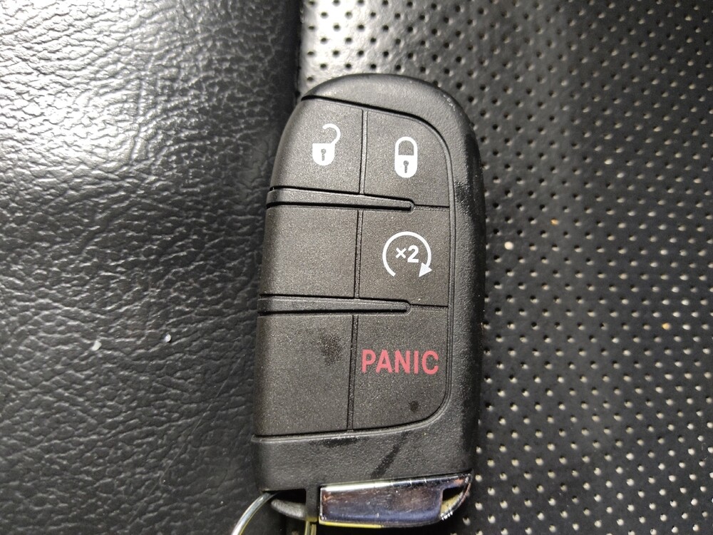 2019 Jeep Compass in Tampa, FL 33612 - 18108704 32