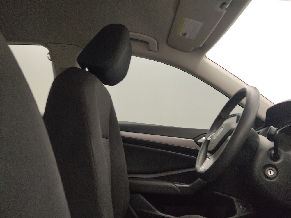 2019 Volkswagen Jetta in Lakeland, FL 33815 - 18108705 21