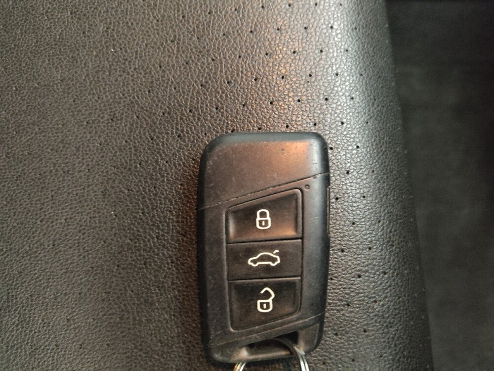 2018 Volkswagen Atlas in Midlothian, IL 60445 - 18108712 32