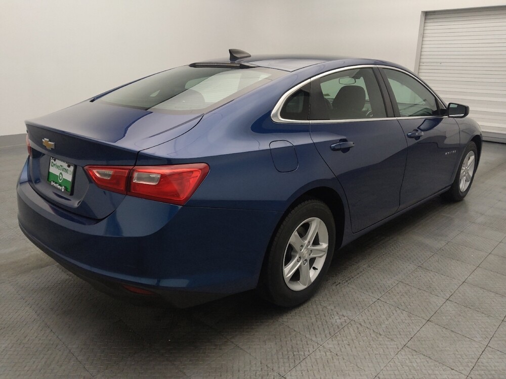 2019 Chevrolet Malibu in Orlando, FL 32808 - 18108724 9