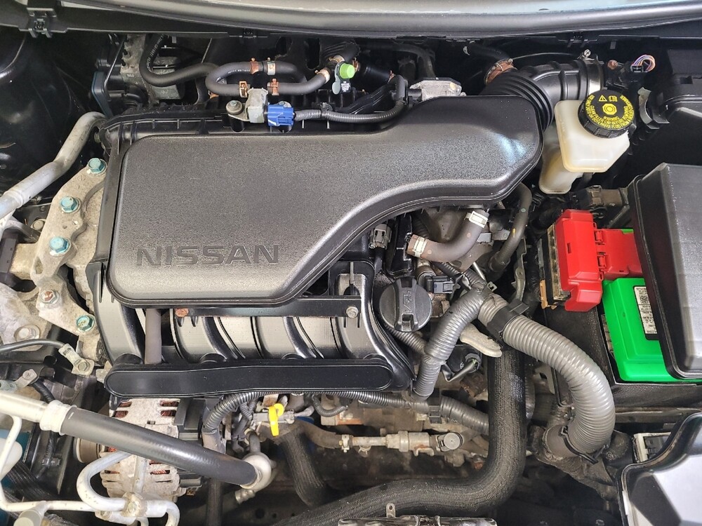 2018 Nissan Rogue Sport in Columbus, OH 43228 - 18108727 30