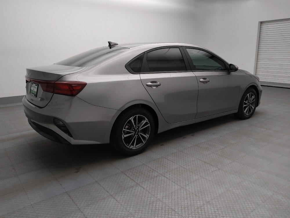 2023 Kia Forte in Lakewood, CO 80215 - 18108728 10