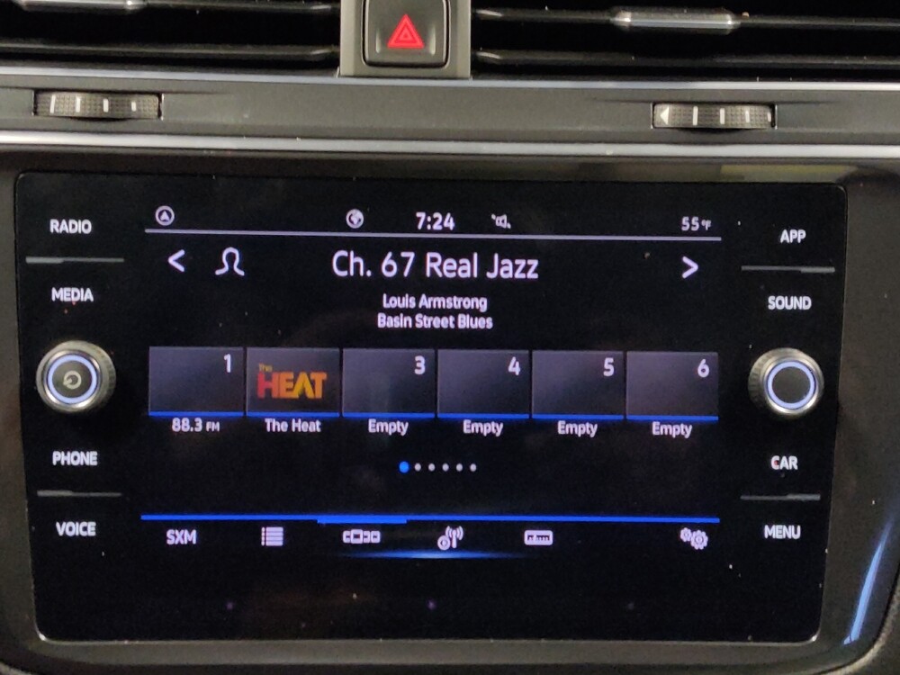 2022 Volkswagen Tiguan in Glendale, AZ 85301 - 18108731 25