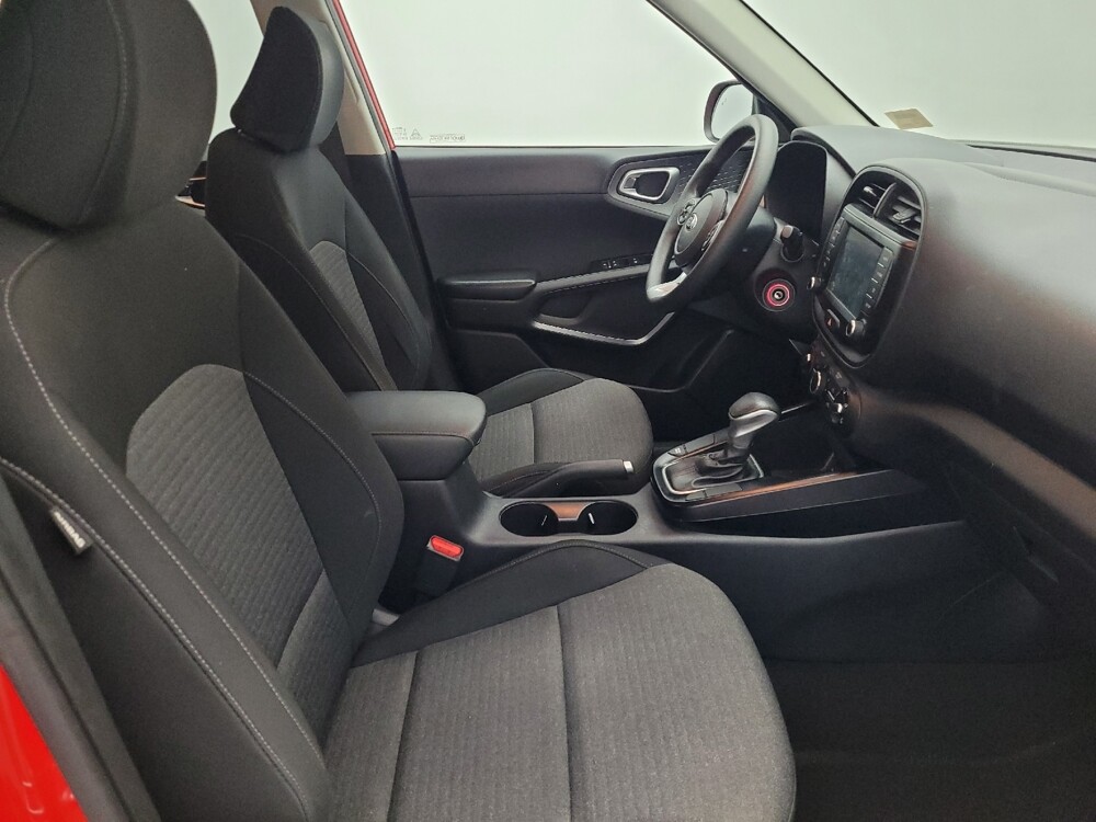 2020 Kia Soul in Savannah, GA 31419 - 18108734 21