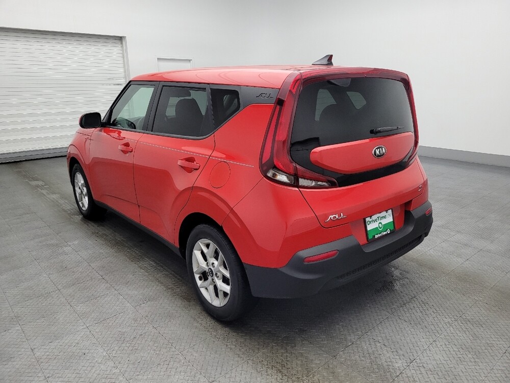 2020 Kia Soul in Savannah, GA 31419 - 18108734 5