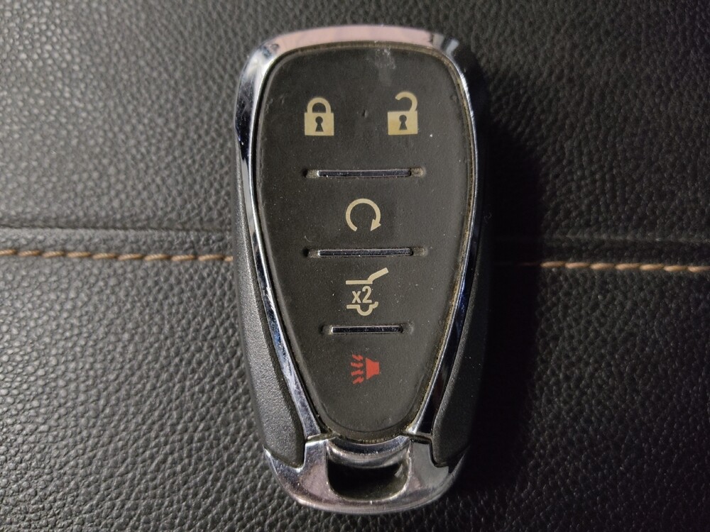 2020 Chevrolet Traverse in Houston, TX 77074 - 18108746 32