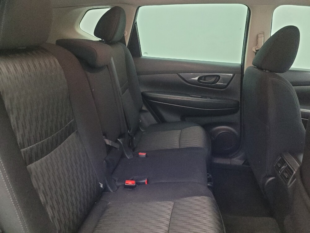 2020 Nissan Rogue in Glendale, AZ 85301 - 18108748 19