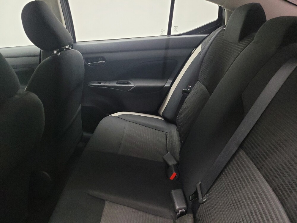 2021 Nissan Versa in Eastpointe, MI 48021 - 18108753 18