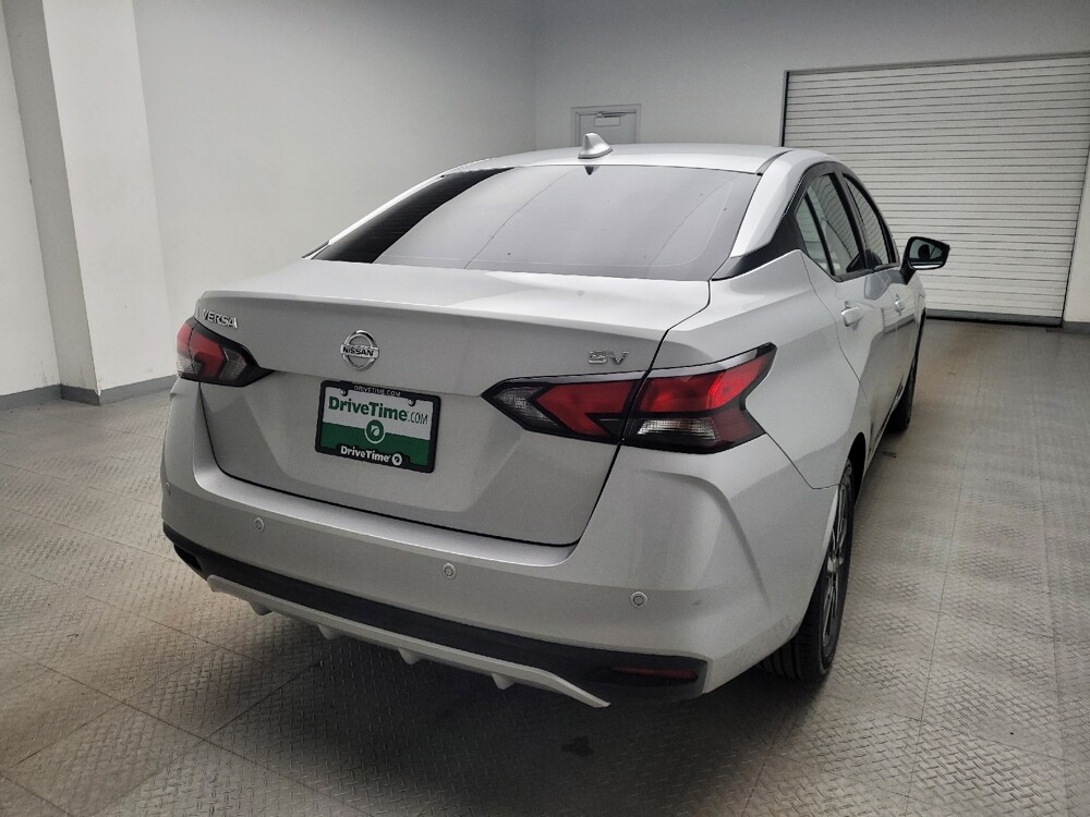 2021 Nissan Versa in Eastpointe, MI 48021 - 18108753 7