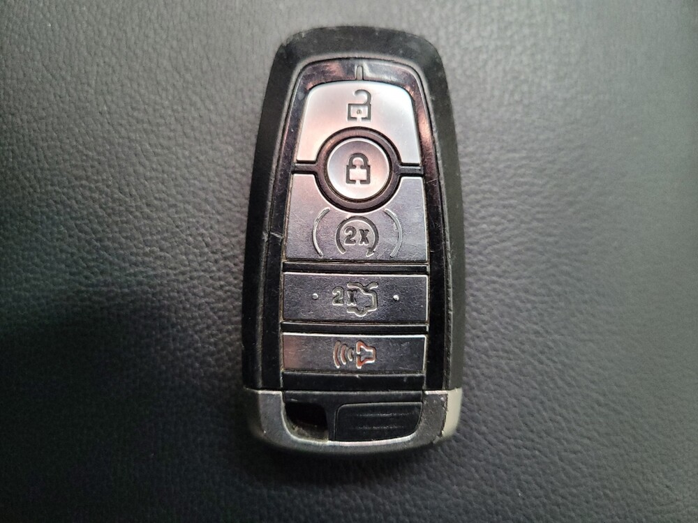 2018 Ford Explorer in Las Vegas, NV 89104 - 18108756 32