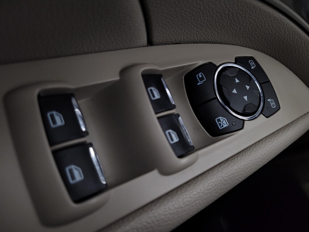 2018 Ford Explorer in Las Vegas, NV 89104 - 18108756 27