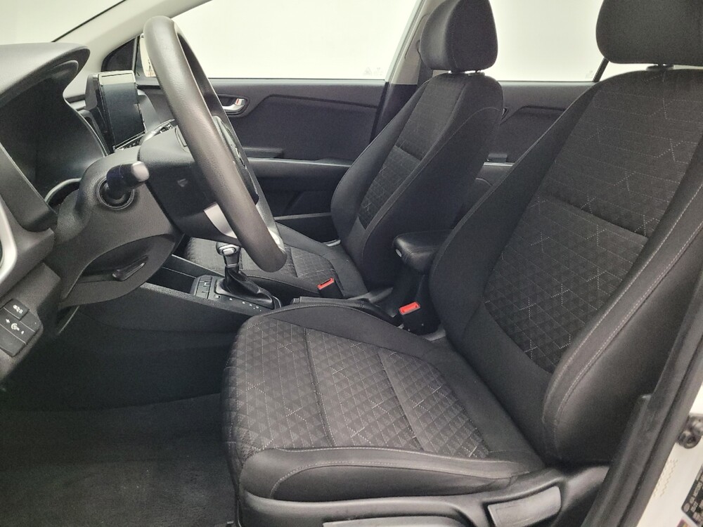 2021 Kia Rio in Riverside, CA 92504 - 18108757 17