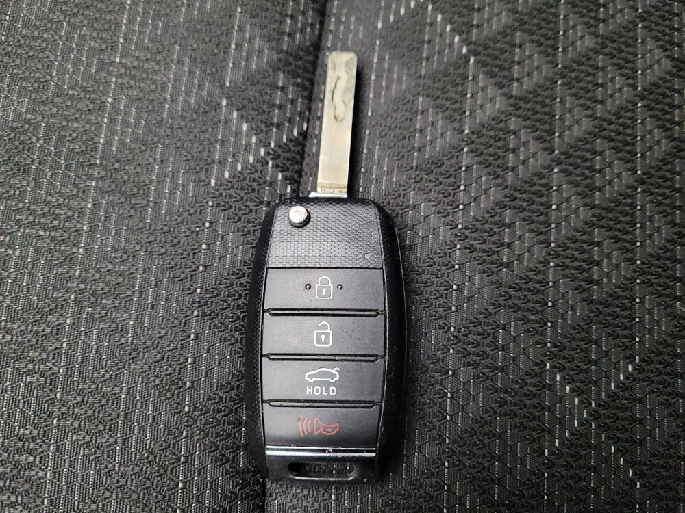 2021 Kia Rio in Riverside, CA 92504 - 18108757 32