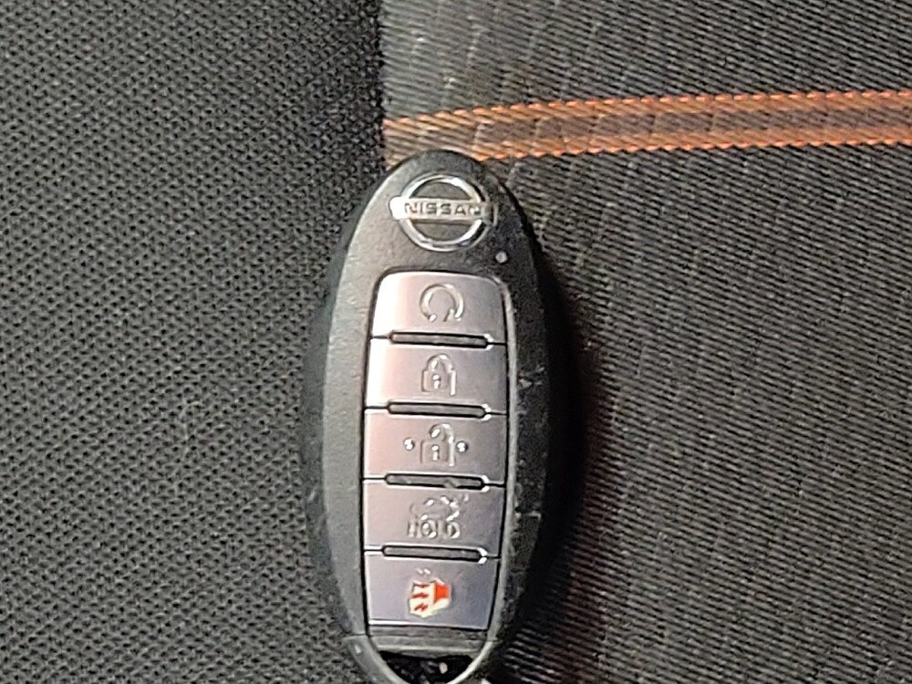 2020 Nissan Versa in Lakeland, FL 33815 - 18108758 32