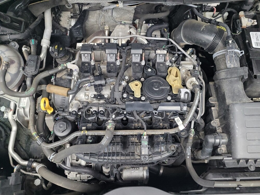 2020 Volkswagen Tiguan in Madison, TN 37115 - 18108768 30