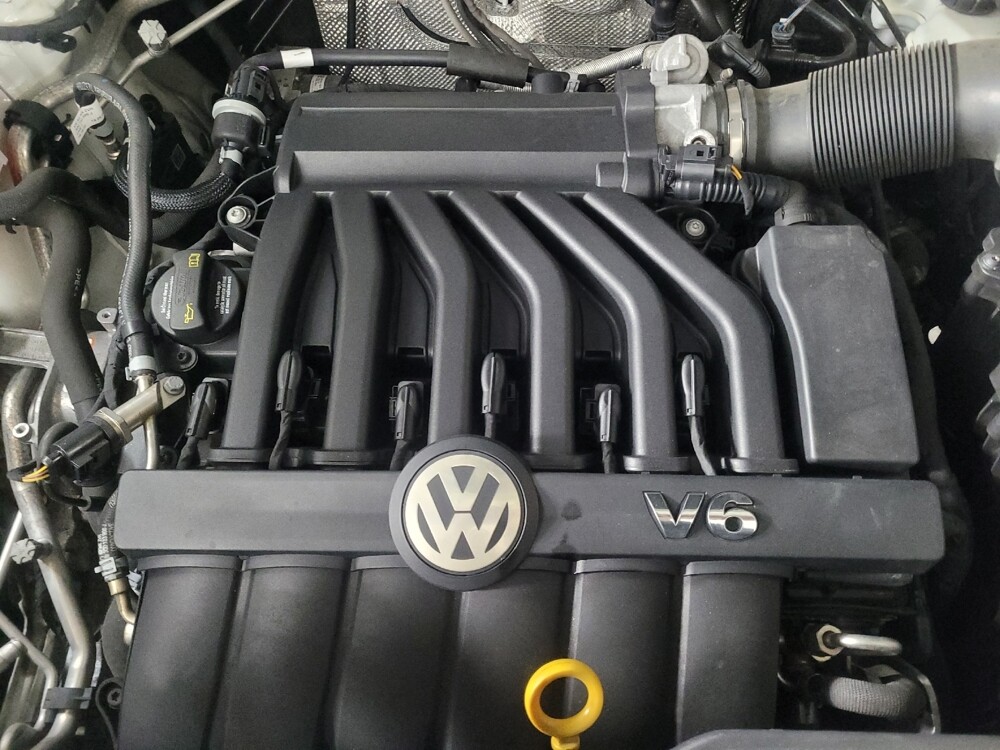 2021 Volkswagen Atlas in Columbus, GA 31909 - 18108775 30