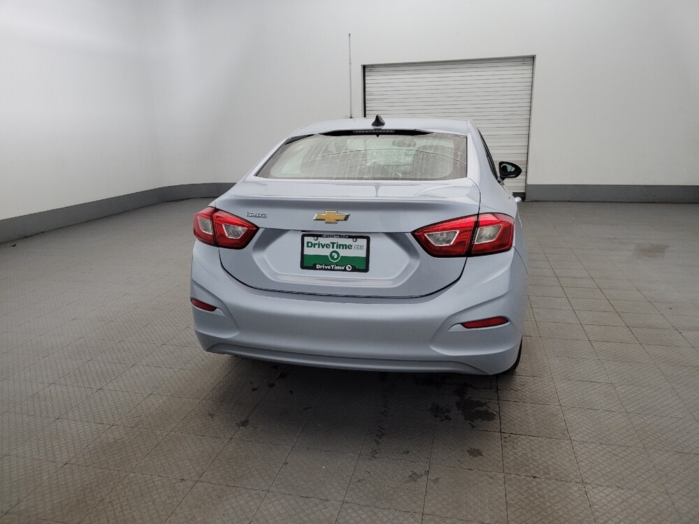 2018 Chevrolet Cruze in Owings Mills, MD 21117 - 18108787 7