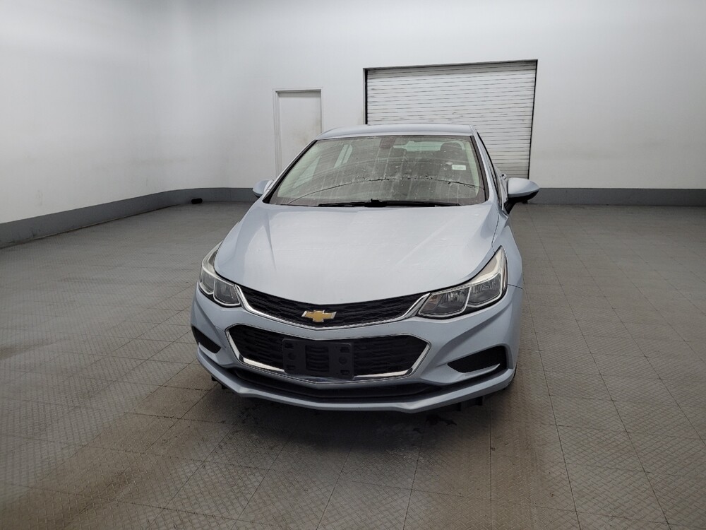 2018 Chevrolet Cruze in Owings Mills, MD 21117 - 18108787 15