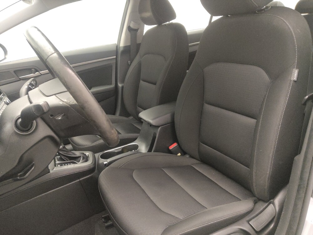 2018 Hyundai Elantra in Kissimmee, FL 34744 - 18108798 17