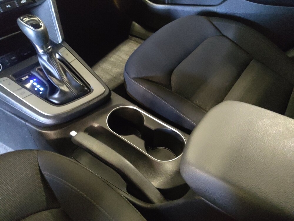 2018 Hyundai Elantra in Kissimmee, FL 34744 - 18108798 26