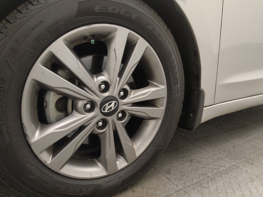 2018 Hyundai Elantra in Kissimmee, FL 34744 - 18108798 31