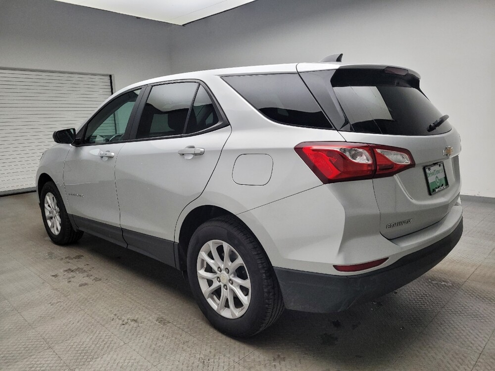 2020 Chevrolet Equinox in Eastpointe, MI 48021 - 18108800 3
