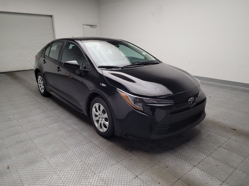 2025 Toyota Corolla in Downey, CA 90241 - 18108813 13