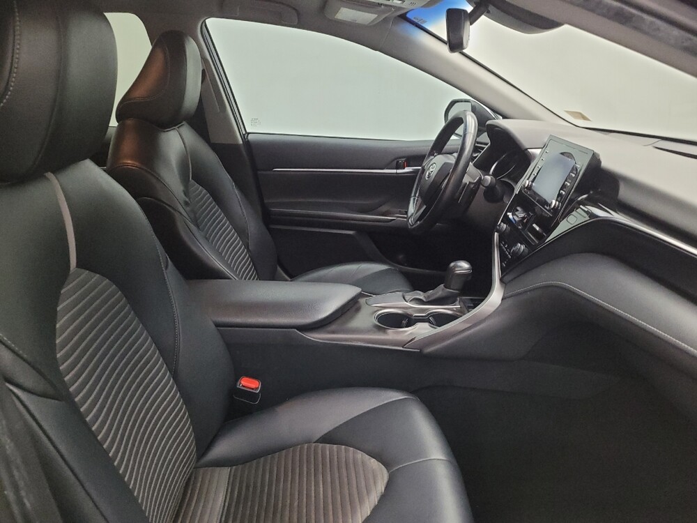 2021 Toyota Camry in Columbus, OH 43231 - 18108814 21