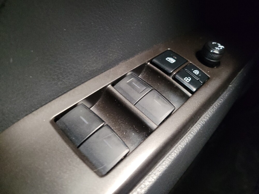 2021 Toyota Camry in Columbus, OH 43231 - 18108814 27