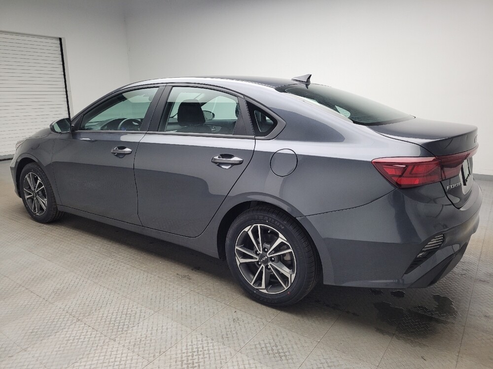 2023 Kia Forte in Eastpointe, MI 48021 - 18108827 3