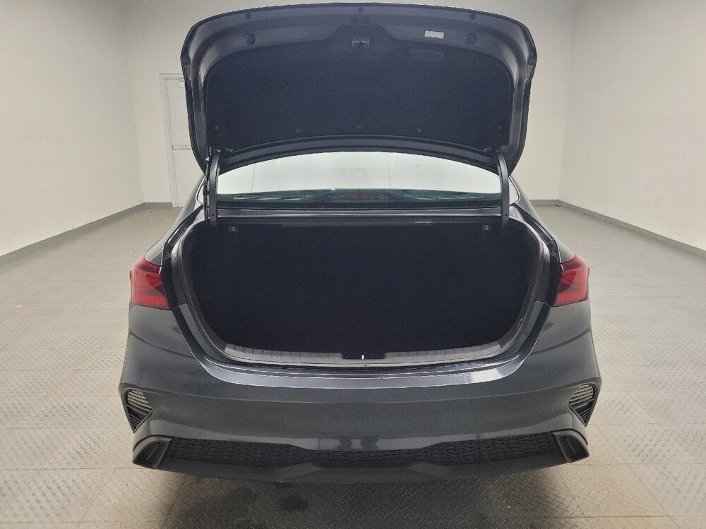 2023 Kia Forte in Eastpointe, MI 48021 - 18108827 29