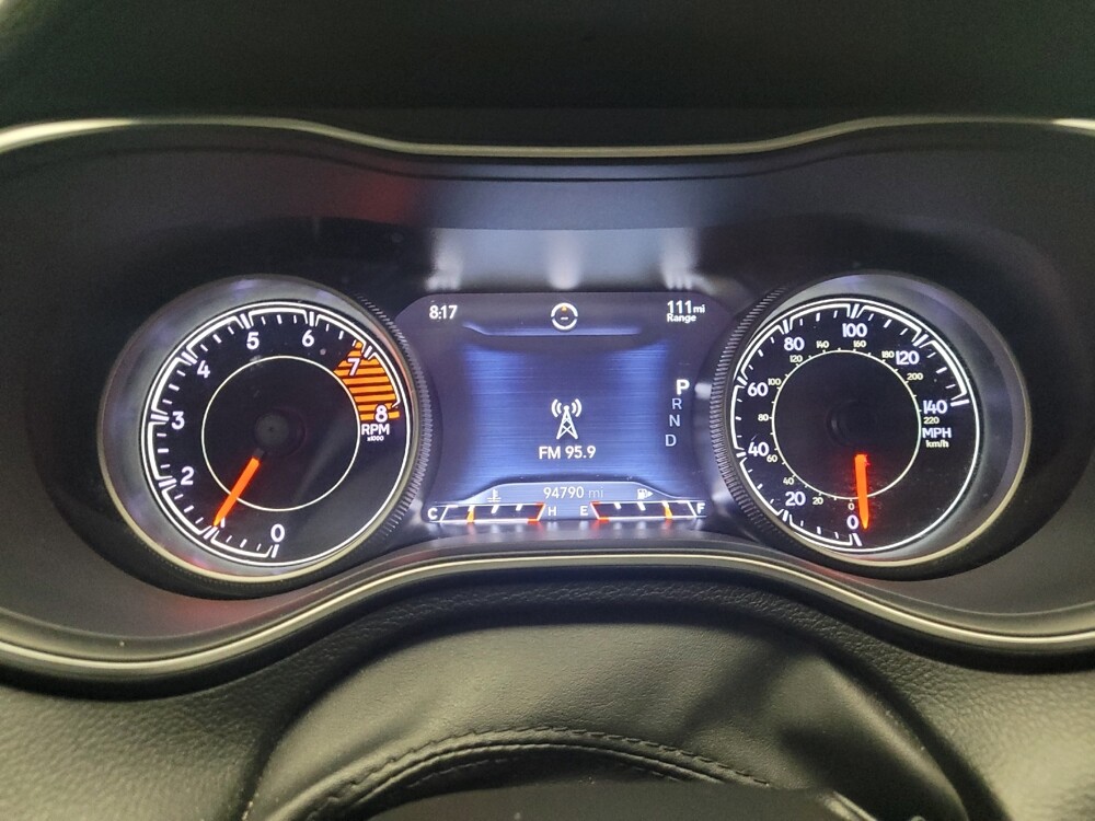 2019 Jeep Cherokee in Eastpointe, MI 48021 - 18108828 23