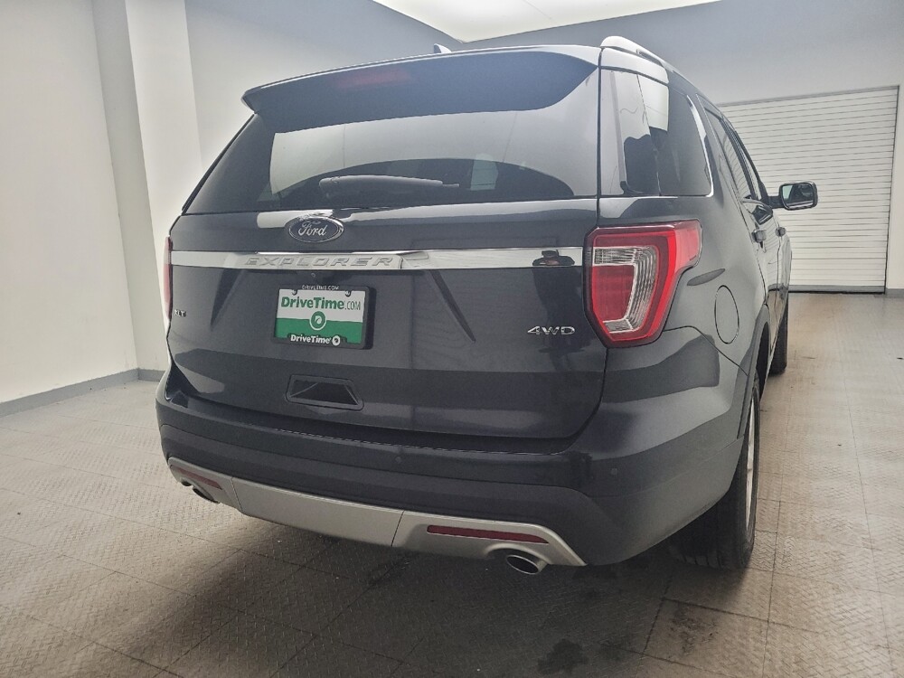 2017 Ford Explorer in Grand Rapids, MI 49508 - 18108829 7