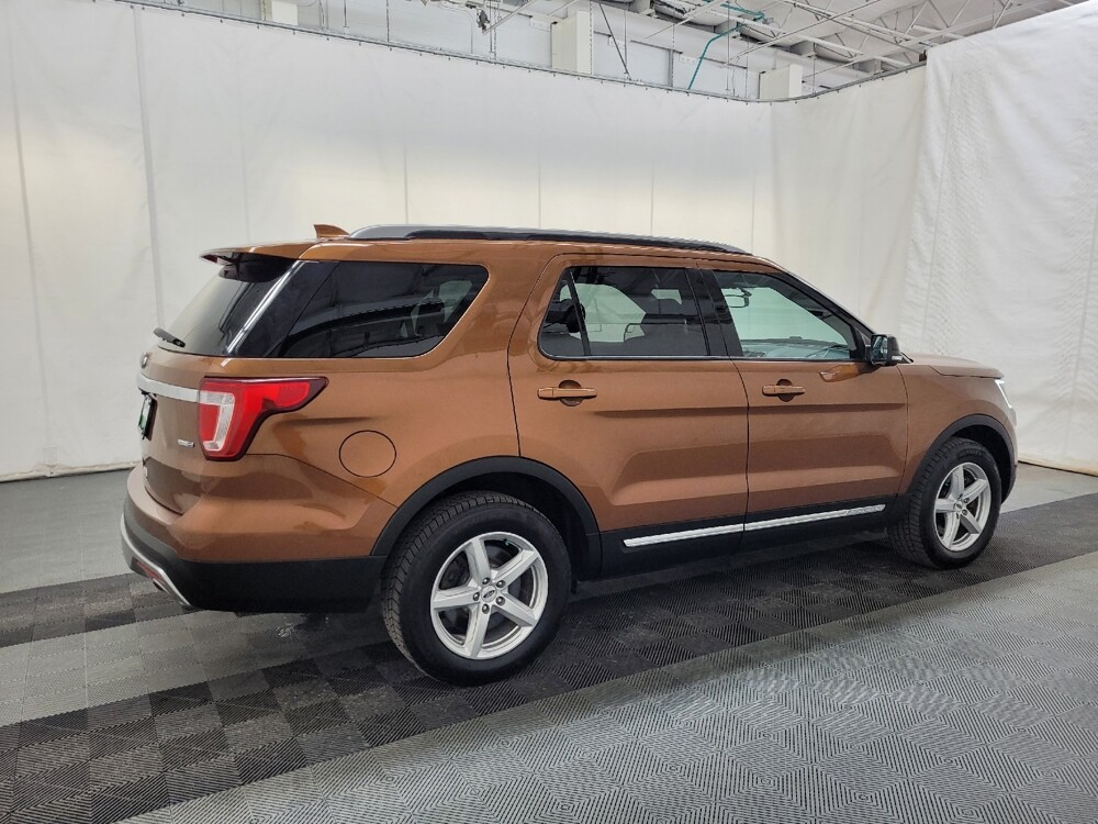 2017 Ford Explorer in Plymouth Meeting, PA 19462 - 18108833 10