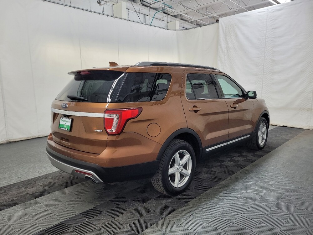 2017 Ford Explorer in Plymouth Meeting, PA 19462 - 18108833 9