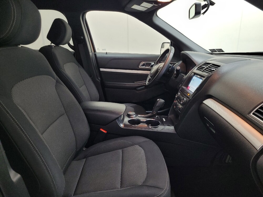 2017 Ford Explorer in Plymouth Meeting, PA 19462 - 18108833 21