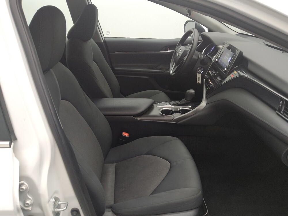 2022 Toyota Camry in Houston, TX 77060 - 18108839 21