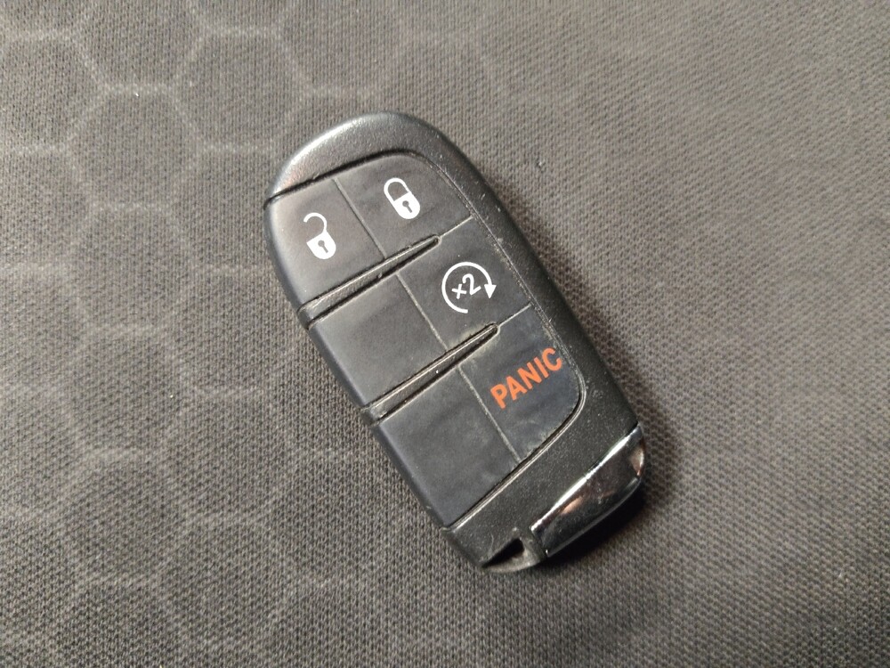 2018 Jeep Compass in Charlotte, NC 28273 - 18108843 32