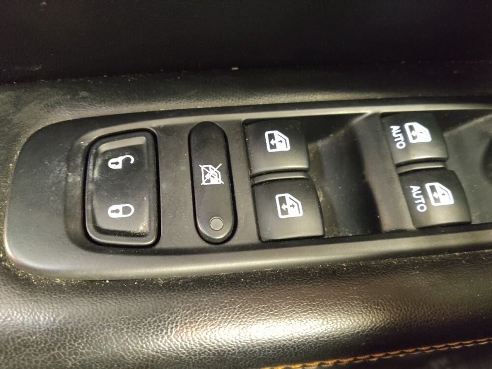 2018 Jeep Compass in Charlotte, NC 28273 - 18108843 27