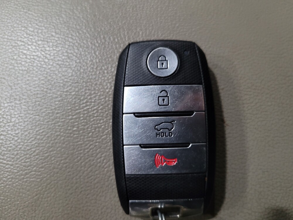 2019 Kia Sorento in Owings Mills, MD 21117 - 18108844 32