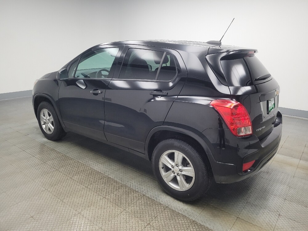 2020 Chevrolet Trax in Indianapolis, IN 46219 - 18108850 3